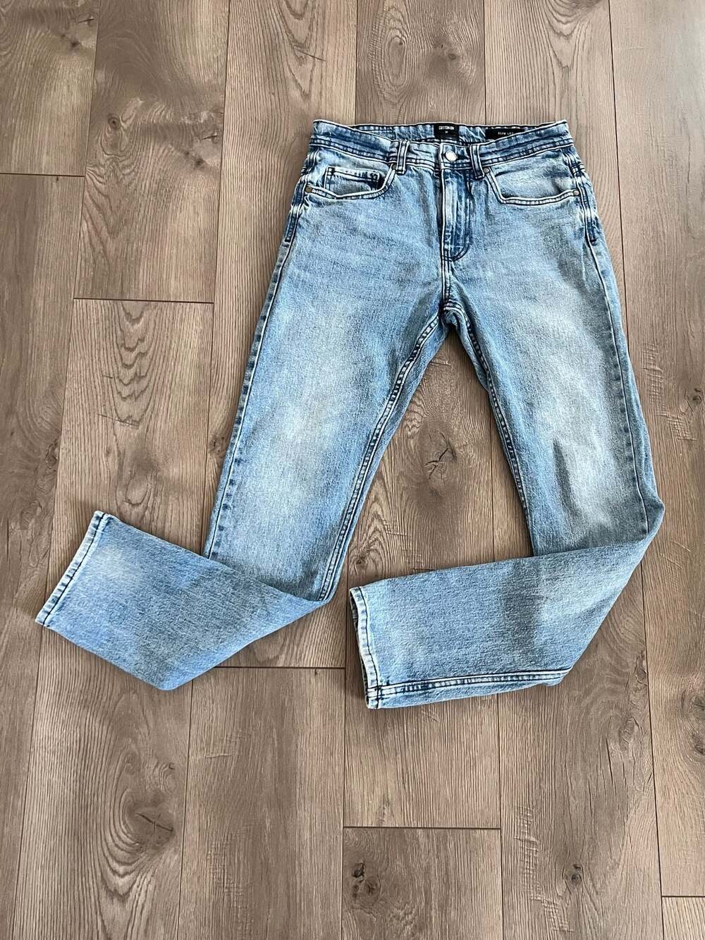 Cotton On Slim Leg Jeans 30x32 Light Wash